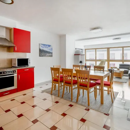 2 By Interhome