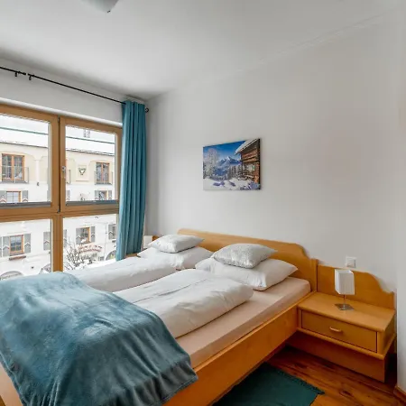 2 By Interhome *